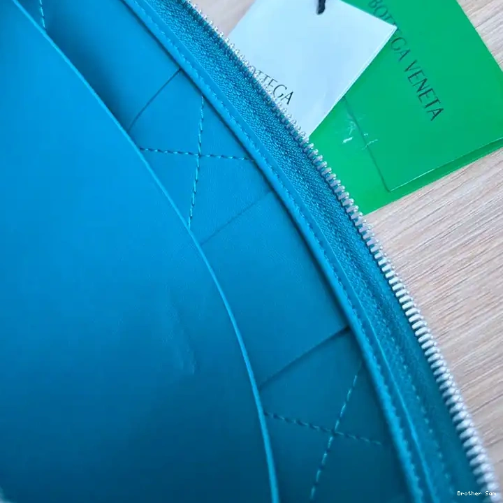 Brother Sam Yupoo Veneta 2409SF0015 Bags Bottega 1026